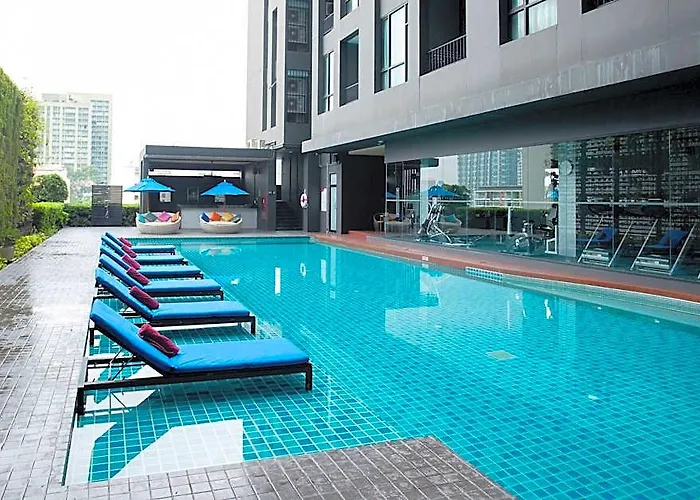 Estella Ekkamai 4*